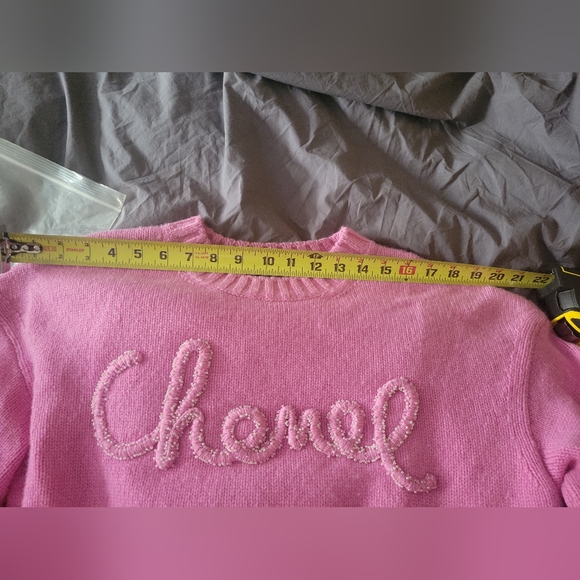 HOSTPICK !!!! Chanel Cashmere Sweather - Picture 14 of 17